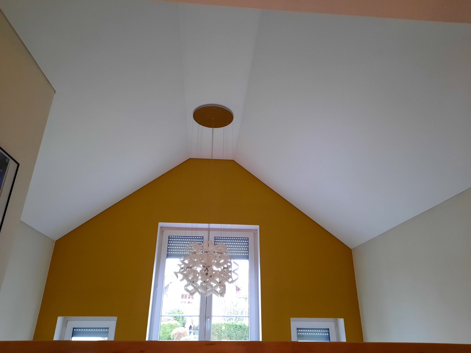 E034CCB9-30AE-4C34-9727-F1927E80ED01