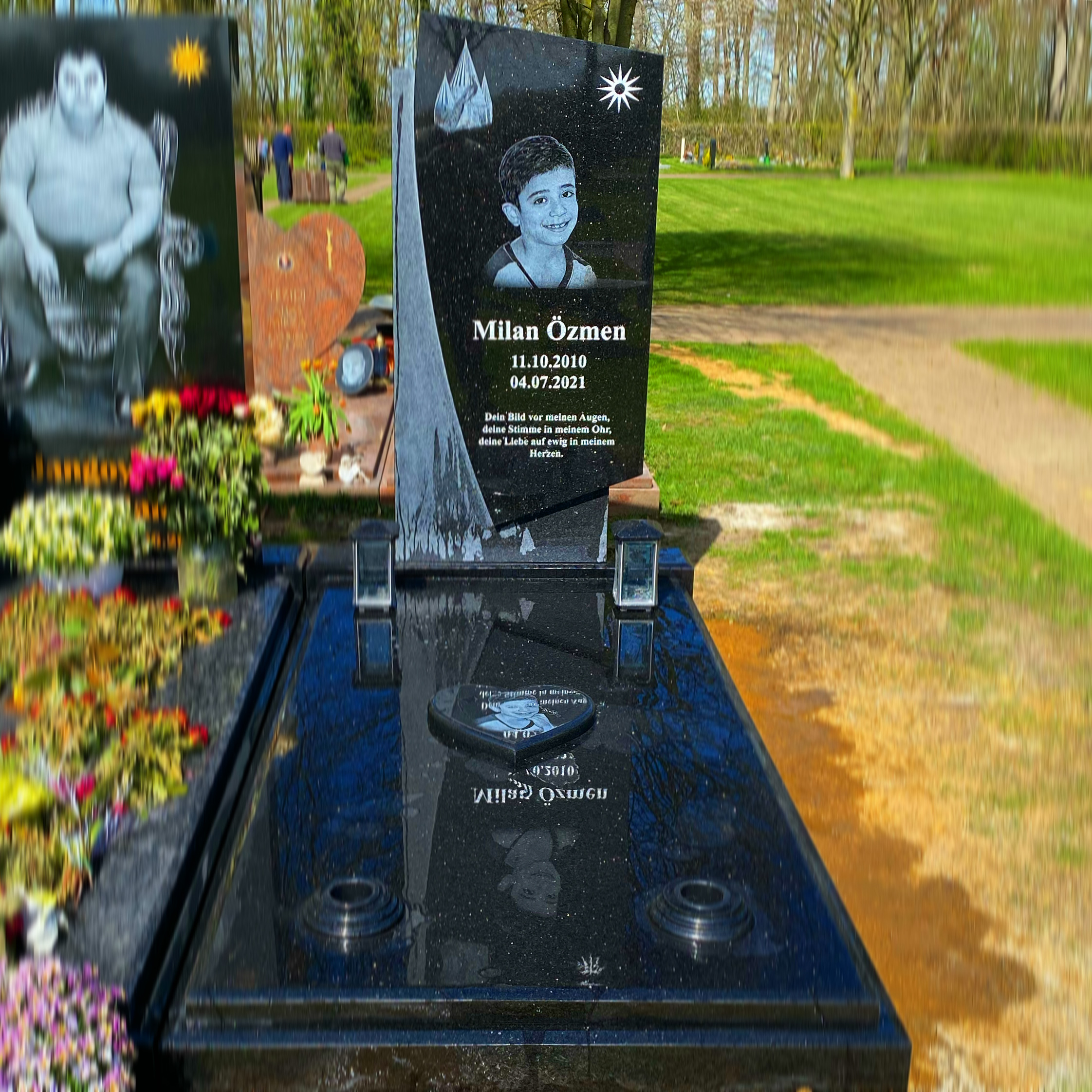 27CDE3DF-3E71-4E4D-A685-CDCF563DD8D9