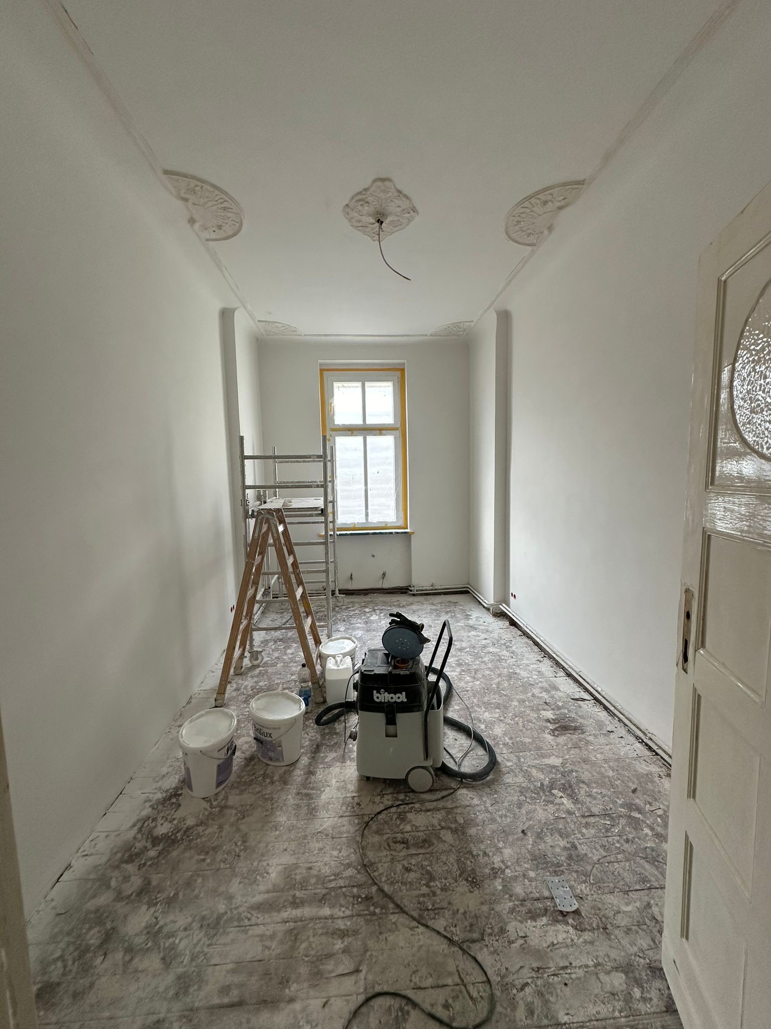 9619fda7-50d1-4806-9137-5a8942d7212c